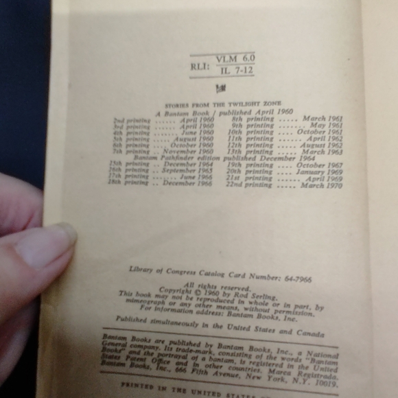 Stories from The Twilight Zone by Rod Sterling 1970 - Picture 8 of 10